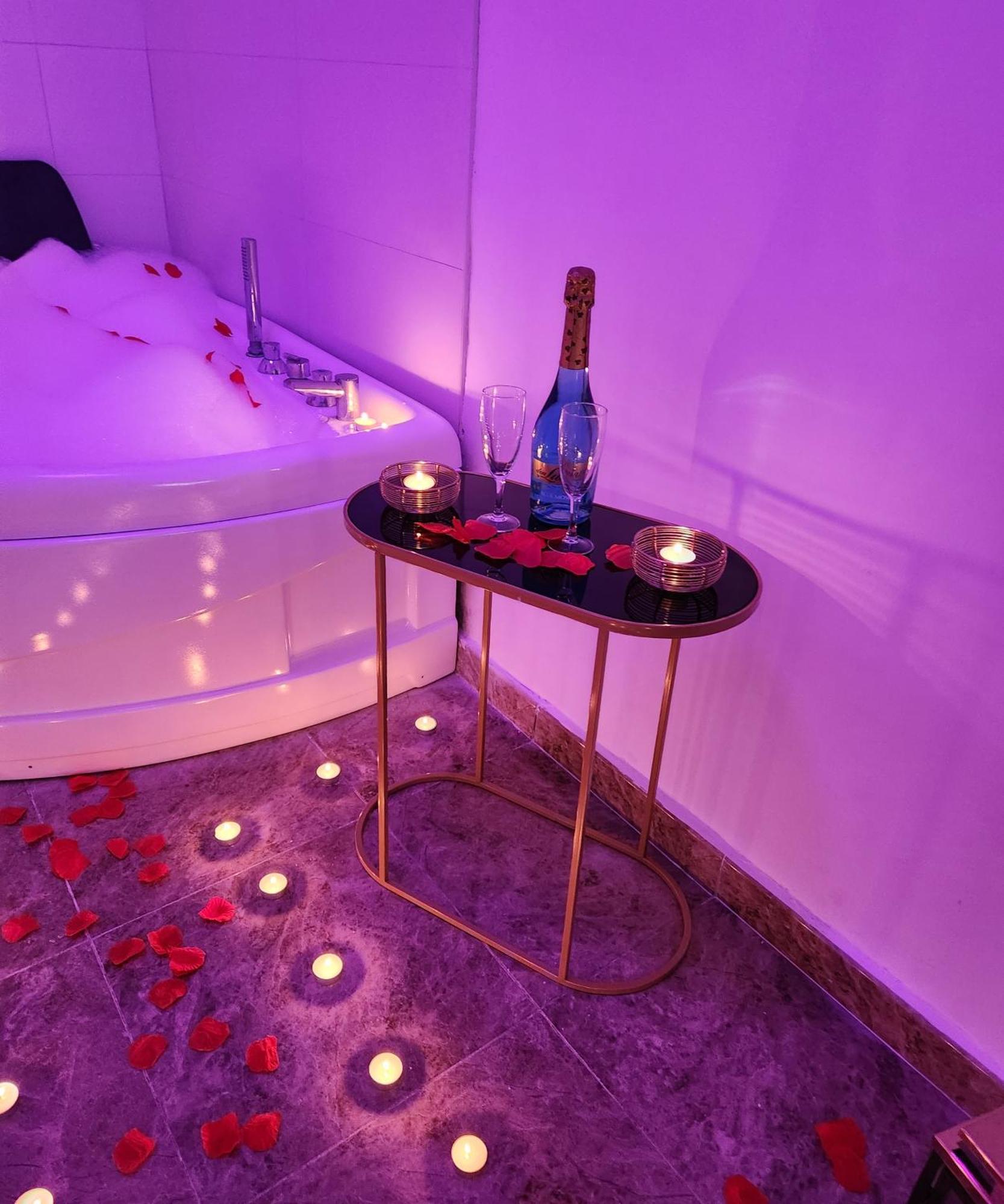 Apartamento Jacuzzi Carthagène Extérieur photo
