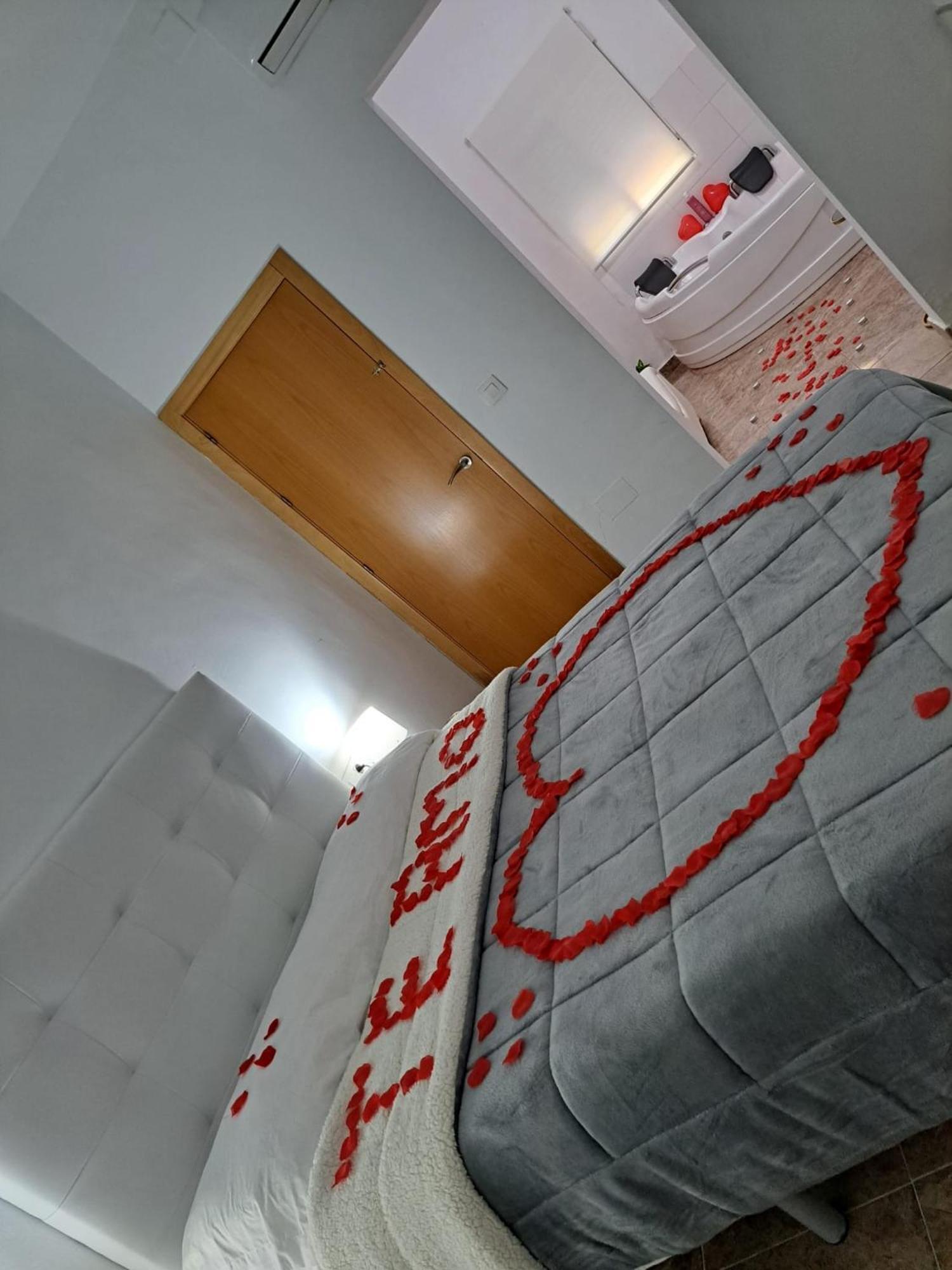 Apartamento Jacuzzi Carthagène Extérieur photo