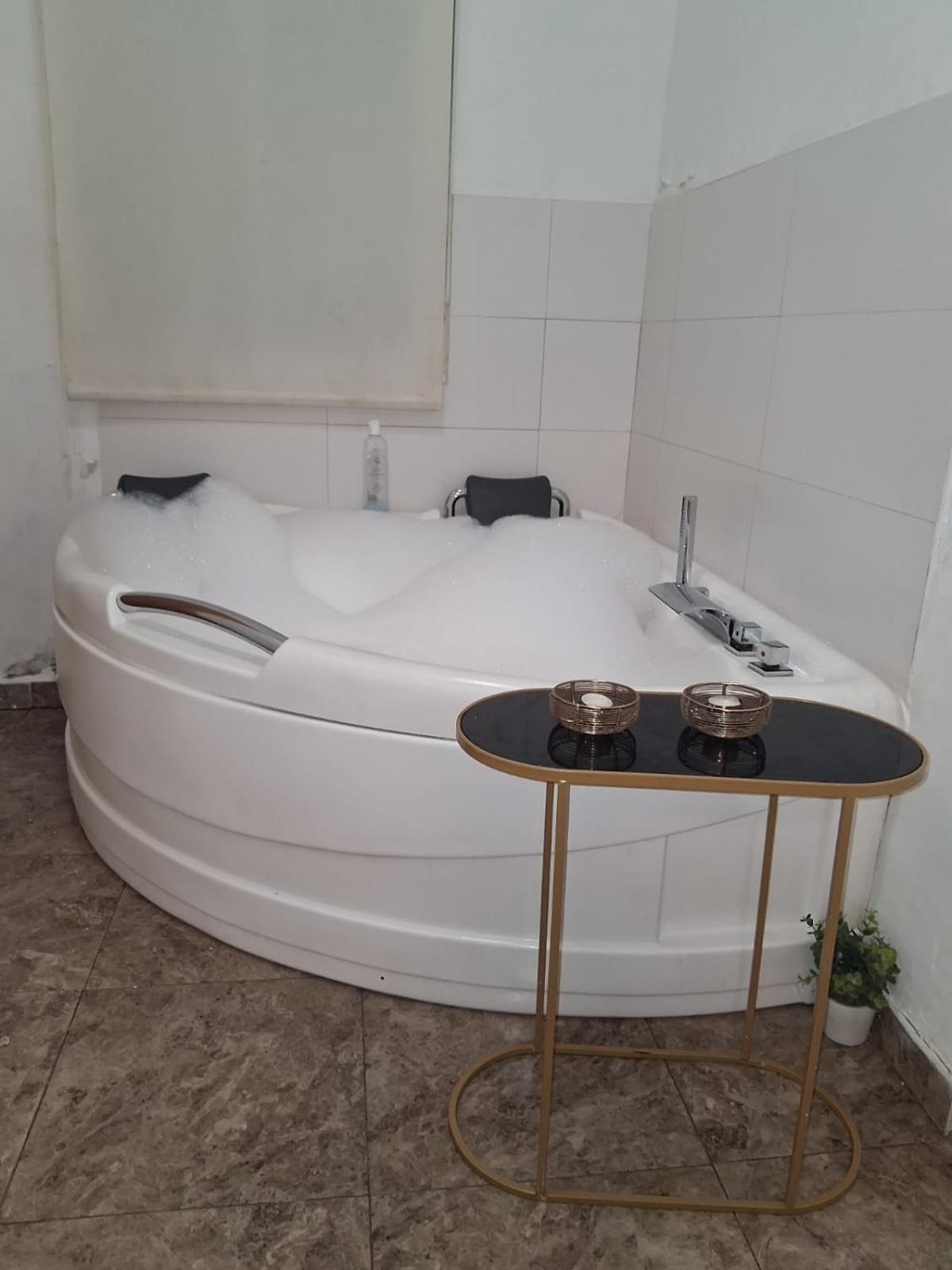 Apartamento Jacuzzi Carthagène Extérieur photo
